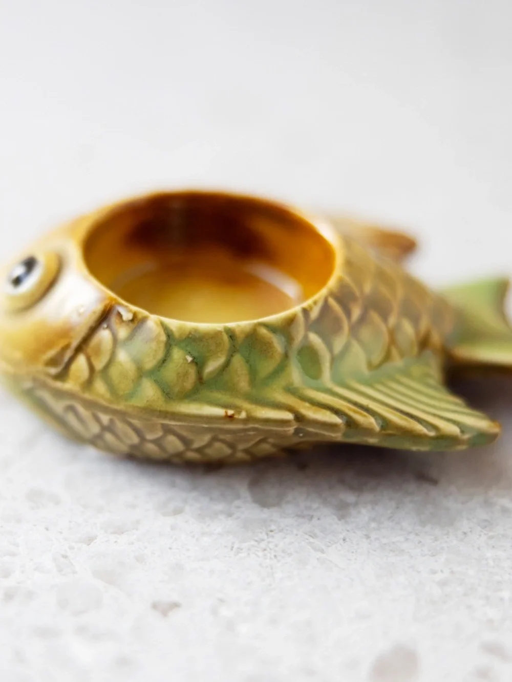 Pair of ceramic fish shaped tea light candle holders made in China red green